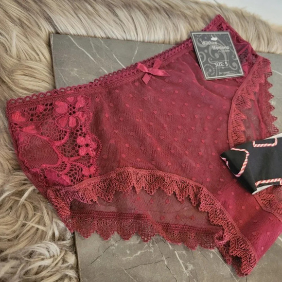 2  Pairs Panties - Picture 2 of 4